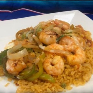 Camarones Con Arroz.