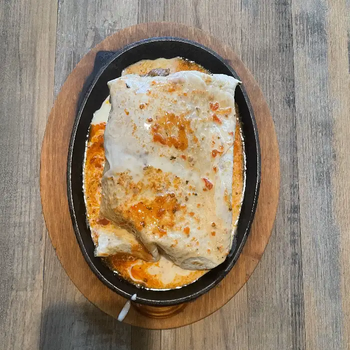 Burrito Parillada.